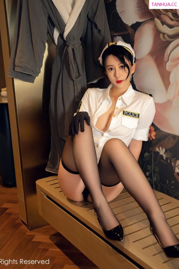苏小曼  [XiuRen]高清写真图 2022.05.26 No.5062 苏小曼babyface第13张图片
